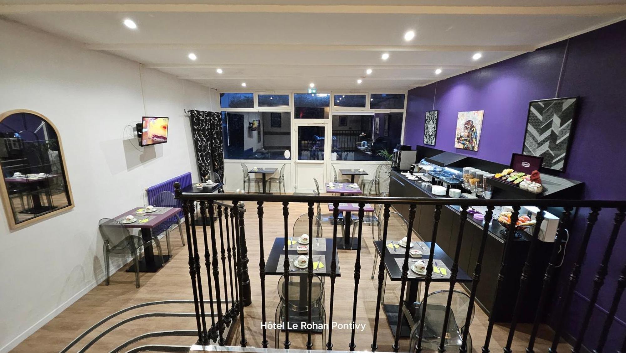 Hotel Le Rohan Charme Et Caractere Pontivy Exterior photo