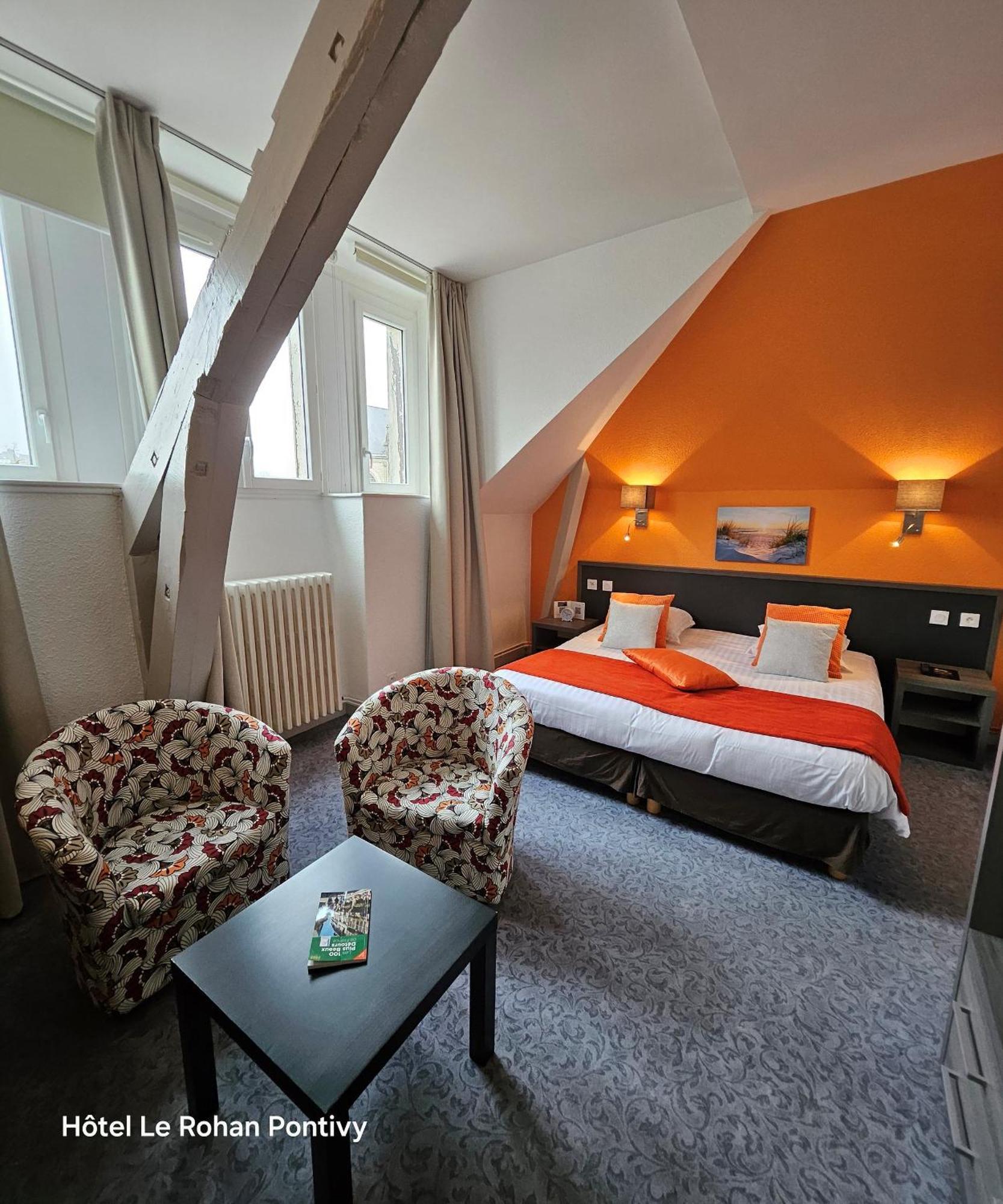 Hotel Le Rohan Charme Et Caractere Pontivy Exterior photo